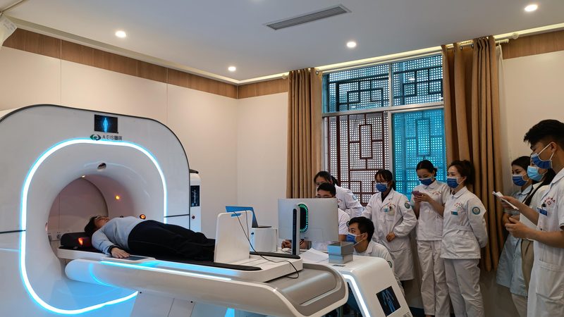 体检报告解读是了解自身健康状况的重要环节。以下是一些报告解读的要点：